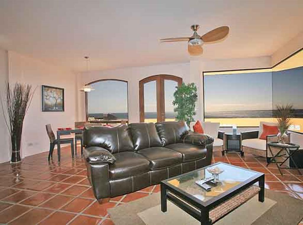 Vista Hermosa Resort And Spa روزاريتو الغرفة الصورة